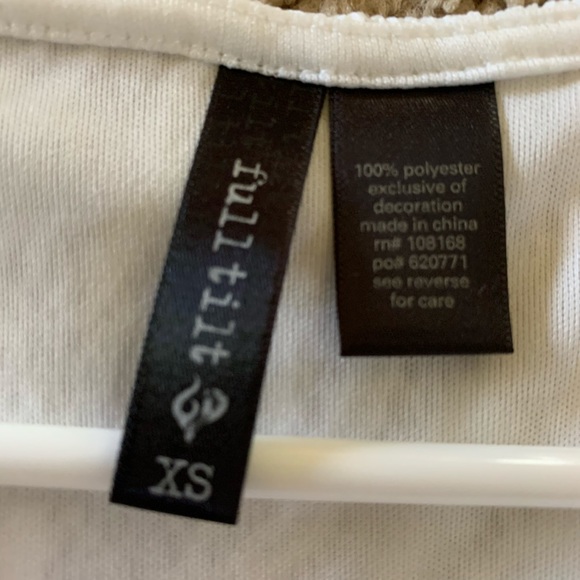 Chilean Flower Dress - Picture 2 of 2